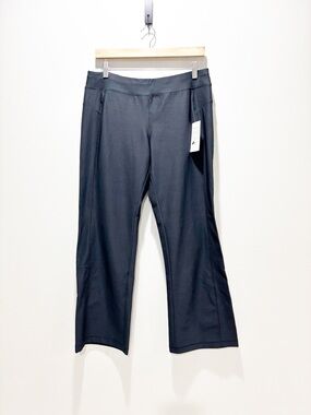 L.L. Bean Black Boot Cut Straight Leg Pull On Comfy Activewear Pants Size MP